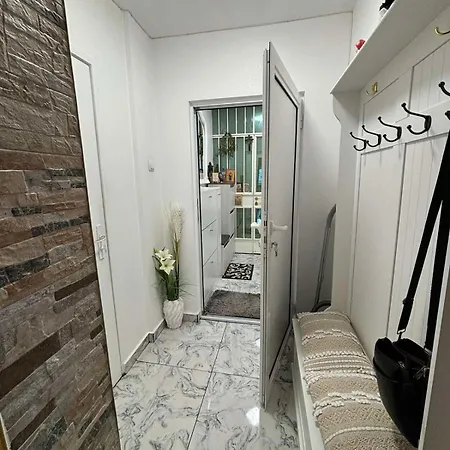 Cozy2br Luxury With Indoor Terrace Apartman Szófia