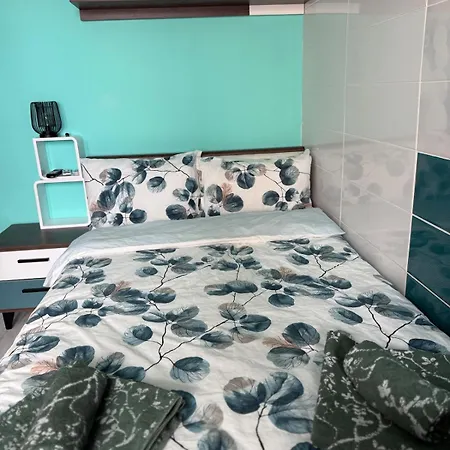 Cozy2br Luxury With Indoor Terrace Apartman Szófia