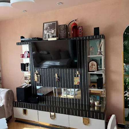 Cozy2br Luxury With Indoor Terrace Апартамент София
