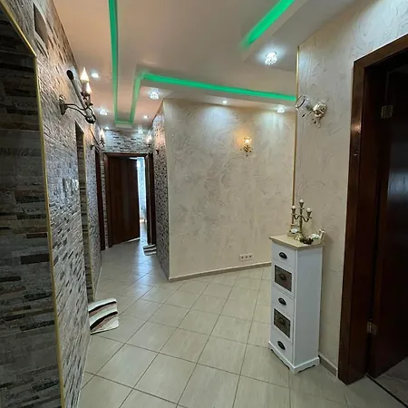 Cozy2br Luxury With Indoor Terrace